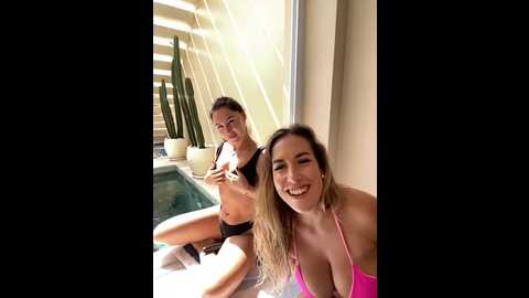 ellie_golden @ stripchat on 20241016