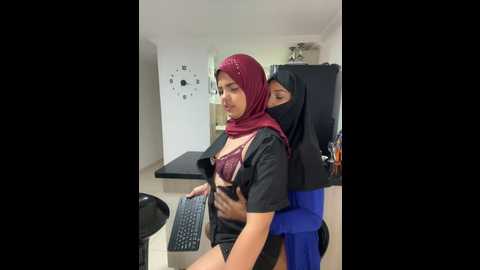 arab_rainbow_girls @ stripchat on 20241017