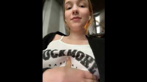 baby_tiny @ stripchat on 20241017