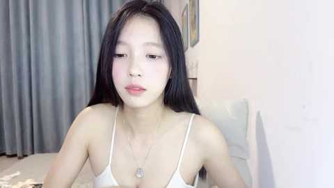 bella_175 @ stripchat on 20241017