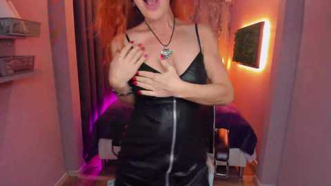 mia_rich @ stripchat on 20241017