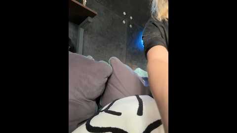 sssativa_model @ stripchat on 20241017