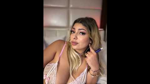 yaramoon_ @ stripchat on 20241017