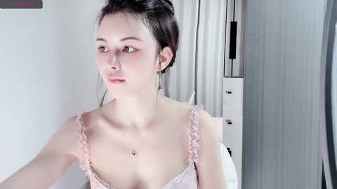 lvy_w @ stripchat on 20241018