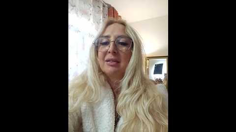 mariarichi_ @ stripchat on 20241018