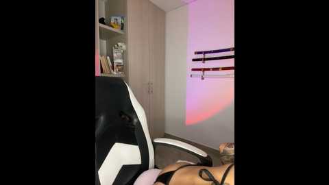 ale_lewis @ stripchat on 20241019