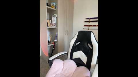 ale_lewis @ stripchat on 20241019