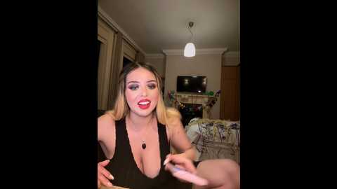 alirawrz @ stripchat on 20241019