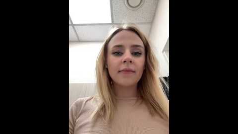 elegant_babe @ stripchat on 20241019