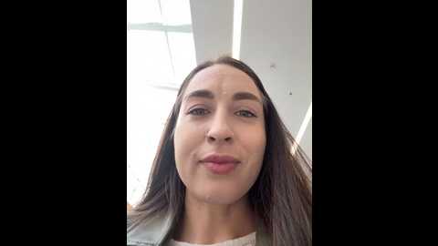 holly_play @ stripchat on 20241019