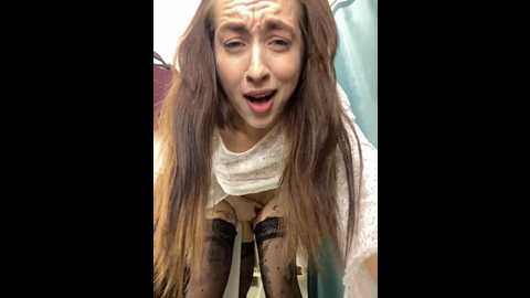 holly_play @ stripchat on 20241019