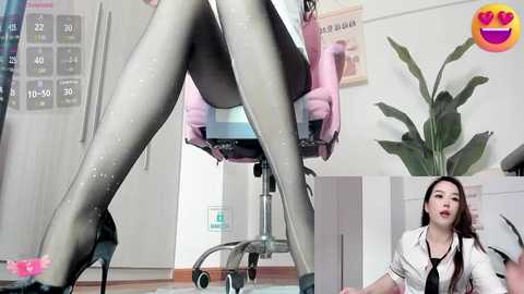 oo_kaixin_oo @ stripchat on 20241019