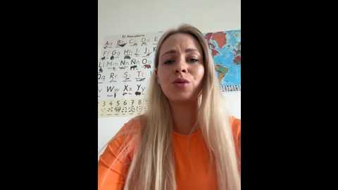 streetdoll @ stripchat on 20241019