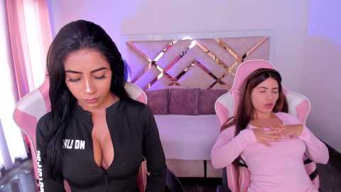 threesome_dolls @ stripchat on 20241019