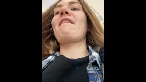 valenciashock @ stripchat on 20241019