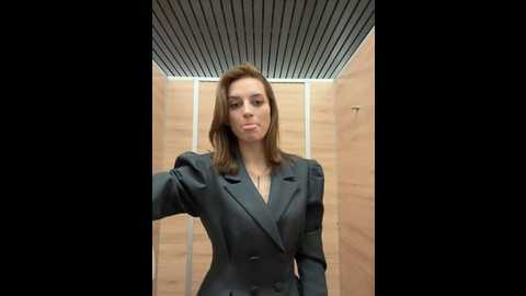 _angelari_ @ stripchat on 20241020