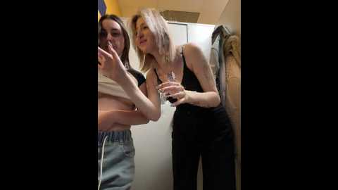 littlebitchess @ stripchat on 20241020