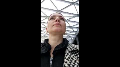 mila_dream69 @ stripchat on 20241020