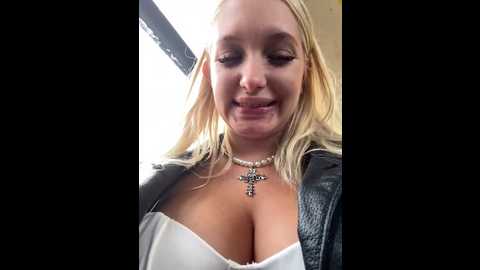 milkyy_wway @ stripchat on 20241020