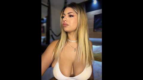 yaramoon_ @ stripchat on 20241020
