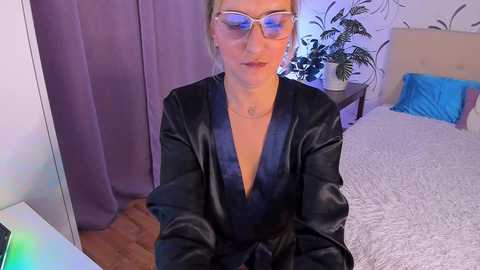 _laurastar_ @ stripchat on 20241021