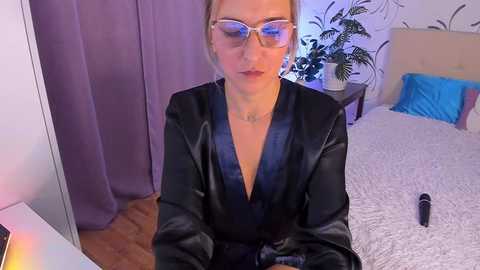 _laurastar_ @ stripchat on 20241021