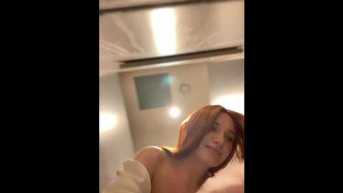 holly_molii @ stripchat on 20241021