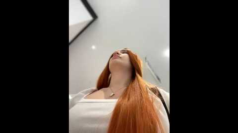 holly_molii @ stripchat on 20241021