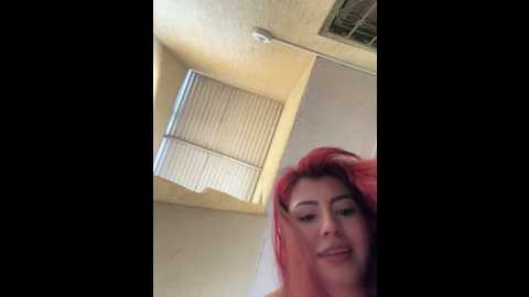 linda_patty94 @ stripchat on 20241021