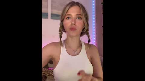 lunarase @ stripchat on 20241021