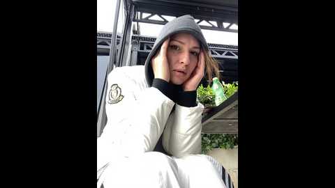 mila_dream69 @ stripchat on 20241021