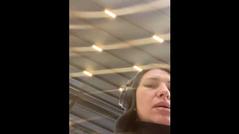 mila_dream69 @ stripchat on 20241021