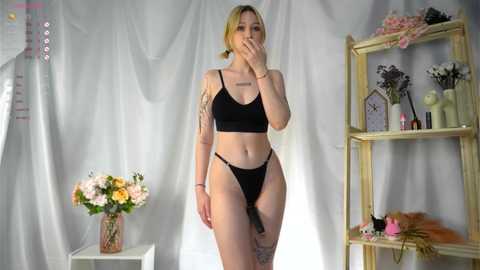 twinky_pinky @ stripchat on 20241021