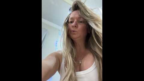 vivian_mayxxx
