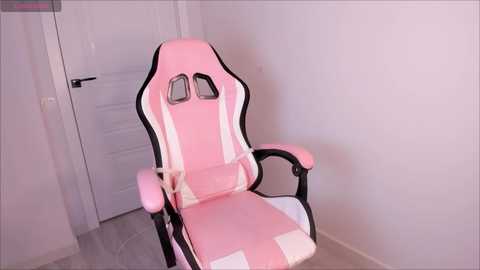 hee_young11 @ stripchat on 20241022