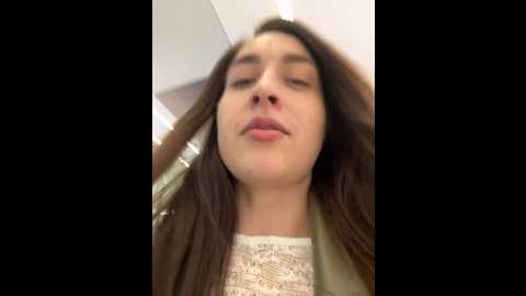 holly_play @ stripchat on 20241022