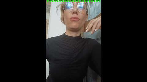 fr_coco_ @ stripchat on 20241023