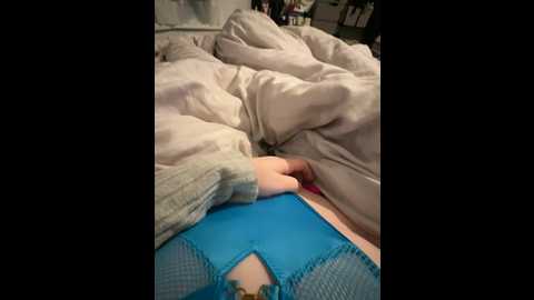 honeyyy24 @ stripchat on 20241023