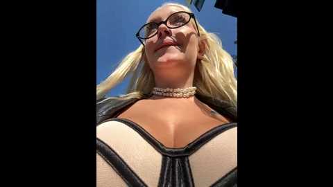 milkyy_wway @ stripchat on 20241023