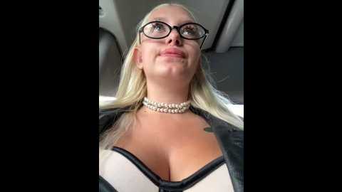 milkyy_wway @ stripchat on 20241023