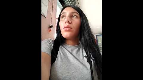 nathalia_001 @ stripchat on 20241023