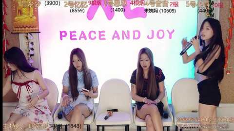 yiyi_xixi_18 @ stripchat on 20241023