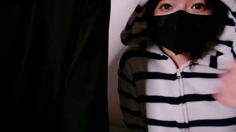 _falcon_punch_ @ stripchat on 20241024
