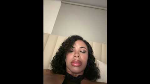 brunettexio @ stripchat on 20241024