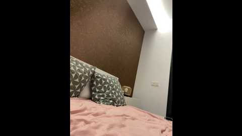 dorideluxe66 @ stripchat on 20241024
