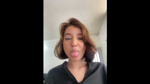 lia_sex69 @ stripchat on 20241024