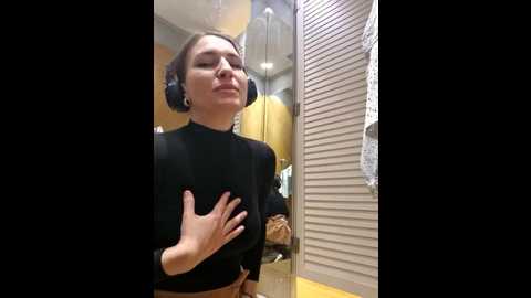 mila_dream69 @ stripchat on 20241024