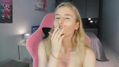 molly_toad @ stripchat on 20241024