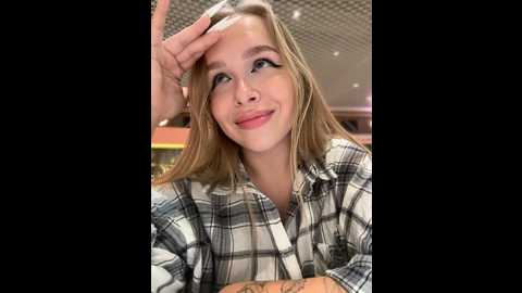 mur_girl @ stripchat on 20241024