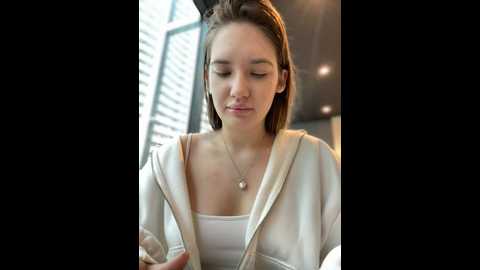 holly_molii @ stripchat on 20241025